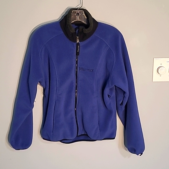 Marmot Jackets & Blazers - Marmot-Purple Fleece Zip-Up Jacket, Size Medium, with Zippered Pockets